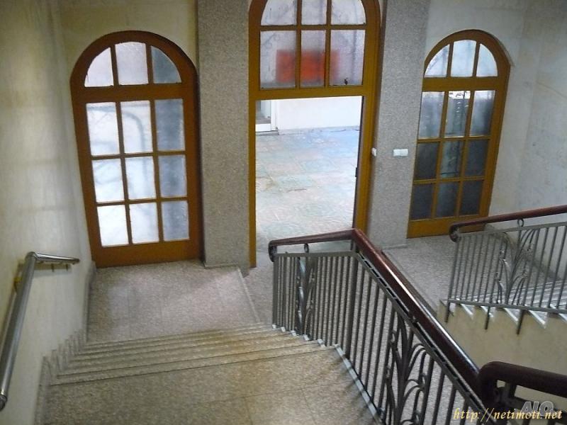 Снимка 3 на офис в Пловдив - Център в категория недвижими имоти продава - 20 м2 на цена  31 EUR 