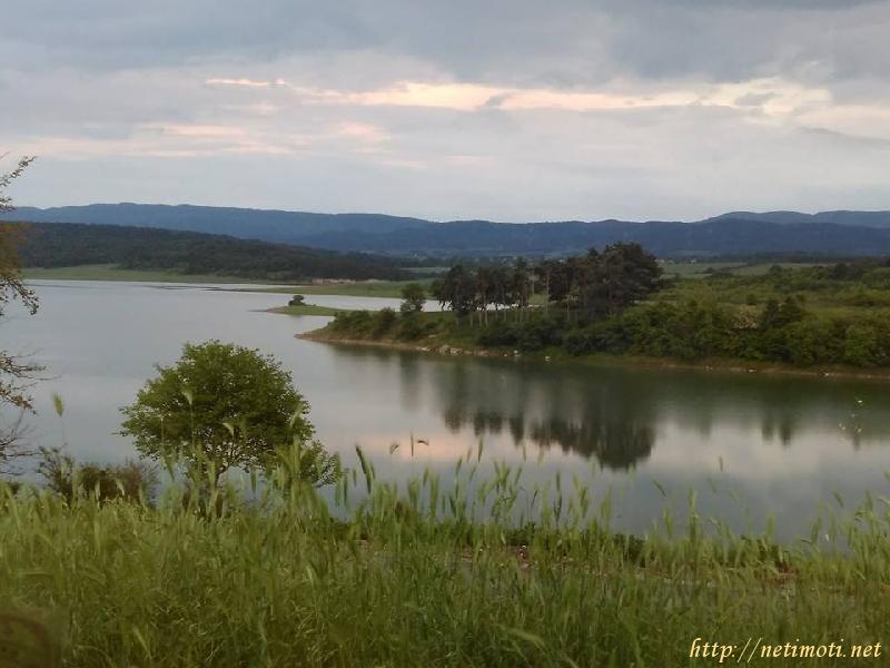 Снимка 4 на парцел в Шумен област - с.Ловец в категория недвижими имоти продава - 21000 м2 на цена  35790 EUR 