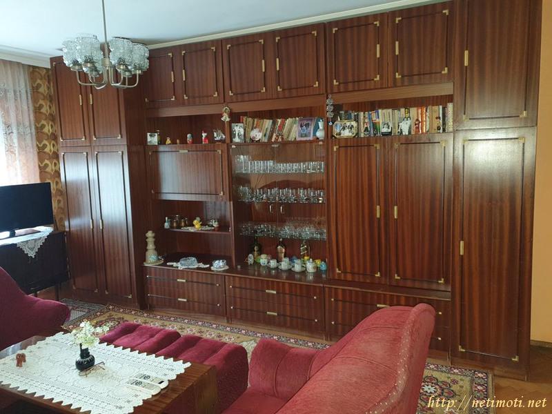 снимка на многостаен апартамент в Шумен Добруджа