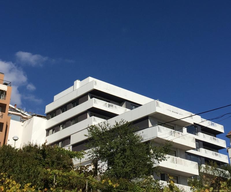 снимка на тристаен апартамент в Варна Бриз