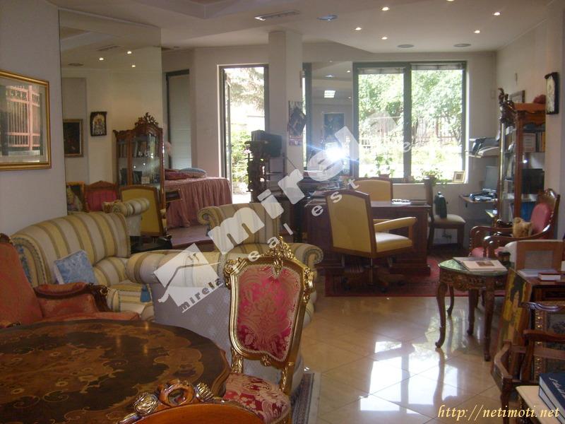 Снимка 1 на заведение в София - Център в категория недвижими имоти продава - 320 м2 на цена  290000 EUR 