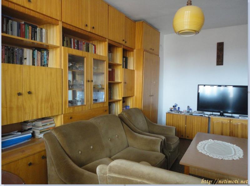 Снимка 1 на тристаен апартамент в Пазарджик - Център в категория недвижими имоти продава - 83 м2 на цена  32000 EUR 