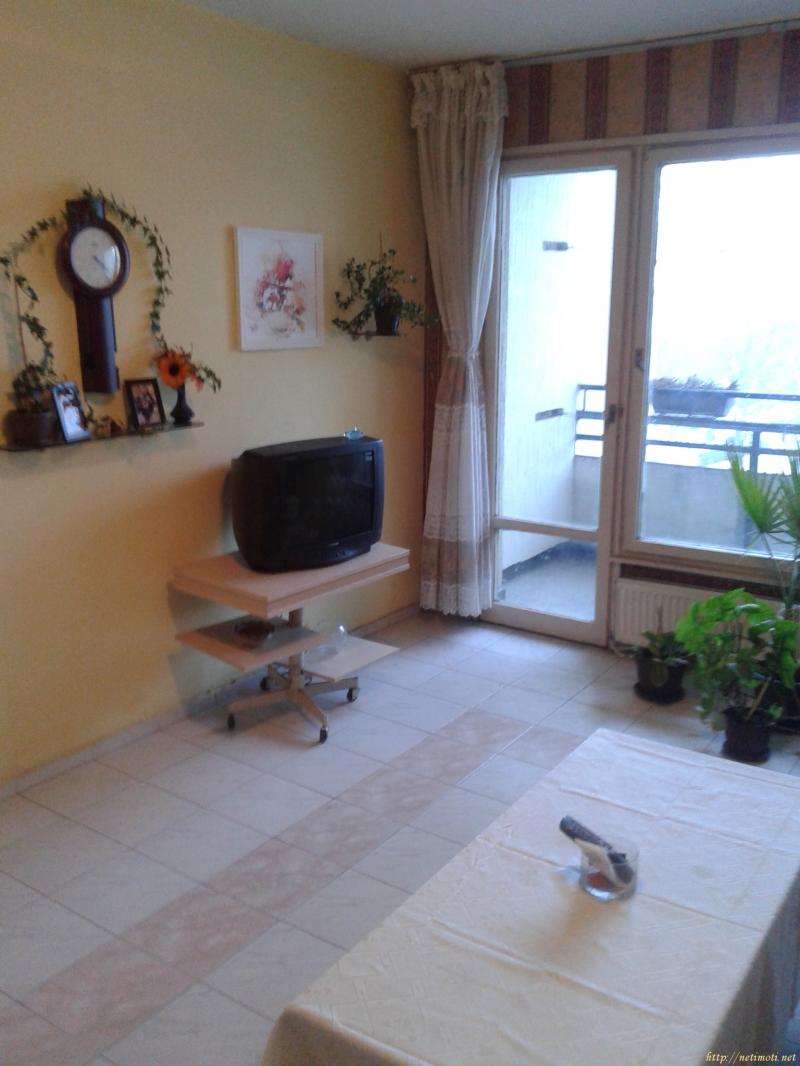 Оферта за недвижим имот с номер 18517: двустаен апартамент в София - Банишора в категория дава под наем - 67 м2 на цена 320 EUR - снимка номер 2 Снимка 2 на двустаен апартамент в София - Банишора в категория недвижими имоти дава под наем - 67 м2 на цена 320 EUR