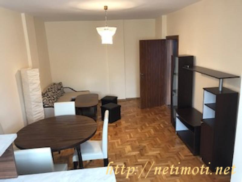 Снимка 1 на тристаен апартамент в София - Лозенец в категория недвижими имоти дава под наем - 78 м2 на цена  460 EUR 