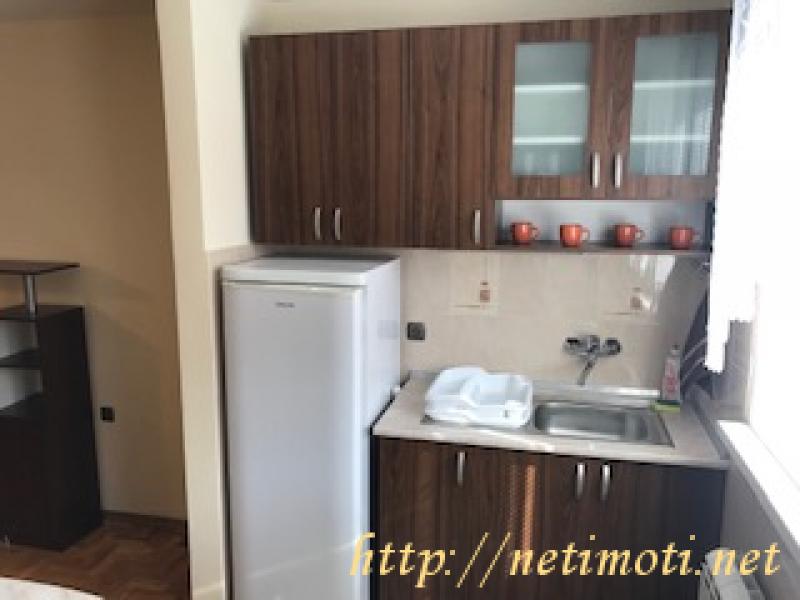 Снимка 3 на тристаен апартамент в София - Лозенец в категория недвижими имоти дава под наем - 78 м2 на цена  460 EUR 