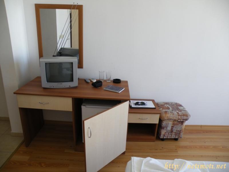 Оферта за недвижим имот с номер 18815: едностаен апартамент в Бургас област - к.к.Слънчев Бряг в категория продава - 30 м2 на цена 23000 EUR - снимка номер 4 Снимка 4 на едностаен апартамент в Бургас област - к.к.Слънчев Бряг в категория недвижими имоти продава - 30 м2 на цена 23000 EUR