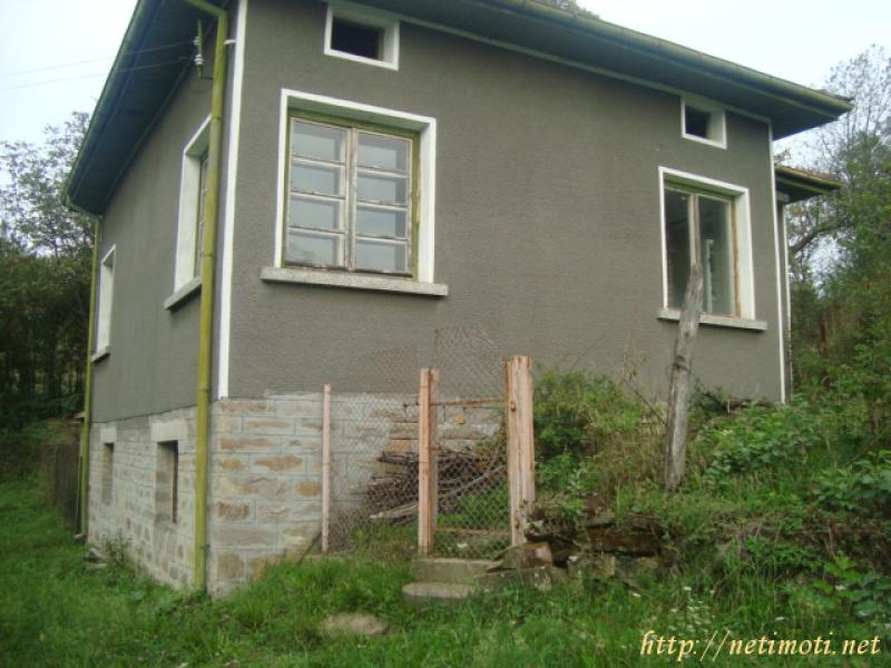 Оферта за недвижим имот с номер 18875: къща в Габрово област - с.Стоевци в категория продава - 100 м2 на цена 8692 EUR - снимка номер 1 Снимка 1 на къща в Габрово област - с.Стоевци в категория недвижими имоти продава - 100 м2 на цена 8692 EUR