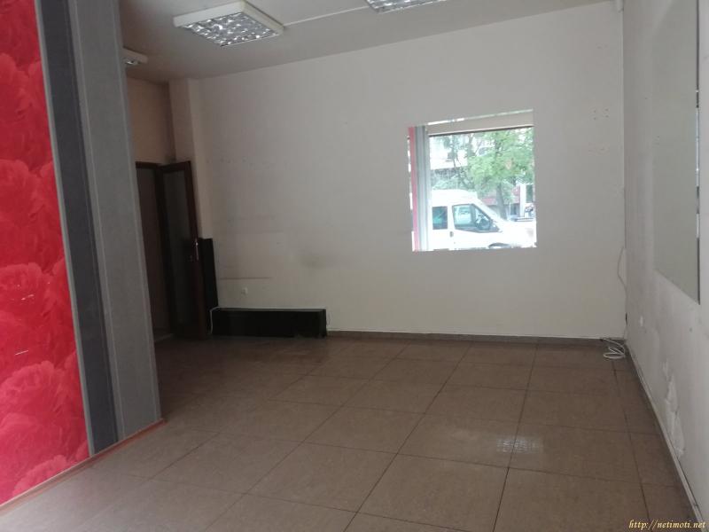 Оферта за недвижим имот с номер 19289: магазин в Пловдив - Въстанически в категория дава под наем - 40 м2 на цена 150 EUR - снимка номер 2 Снимка 2 на магазин в Пловдив - Въстанически в категория недвижими имоти дава под наем - 40 м2 на цена 150 EUR