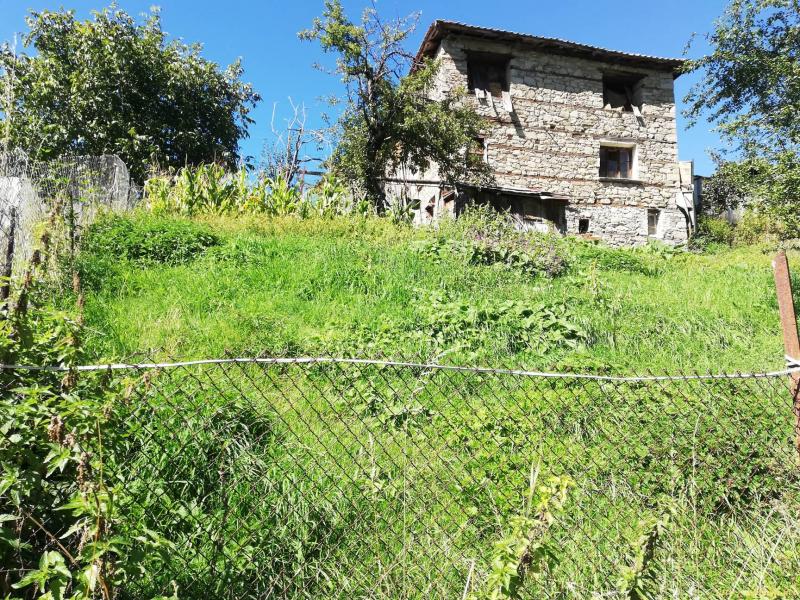Снимка 6 на къща в Смолян област - с.Момчиловци в категория недвижими имоти продава - 140 м2 на цена  20000 EUR 