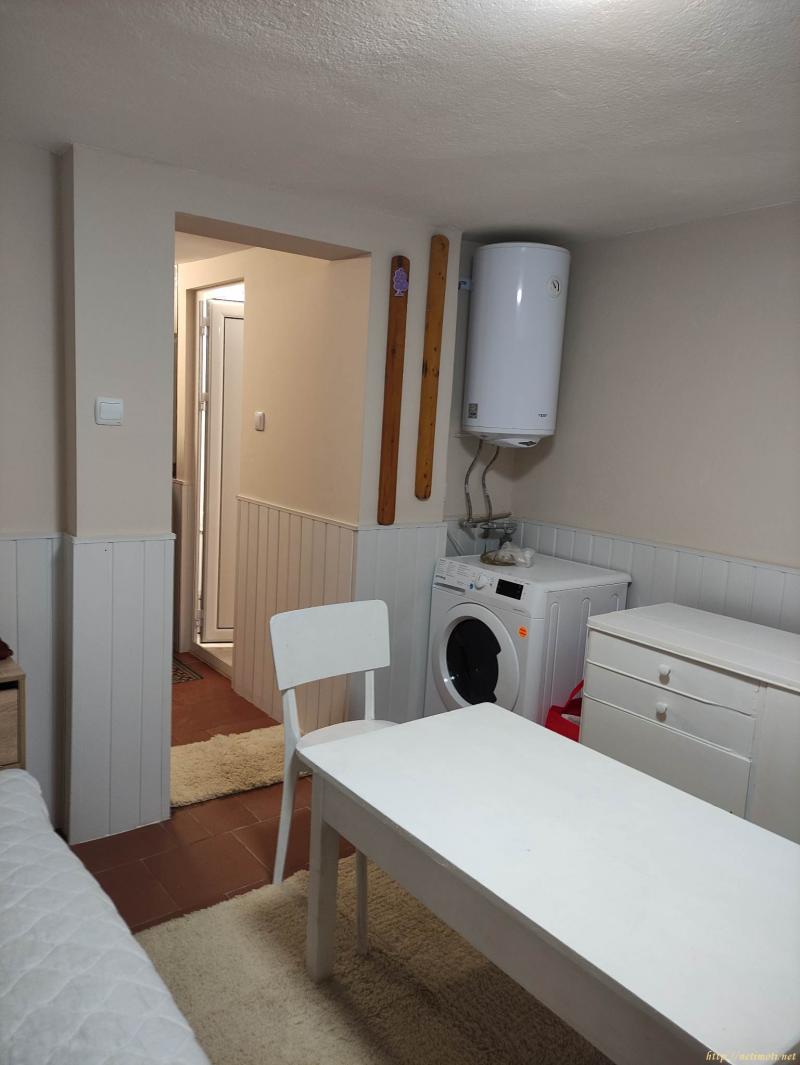 Категория : недвижими имоти дава под наем ; вид на имота : едностаен апартамент в Пловдив - Център на цена 205 EUR