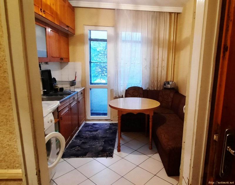 Снимка 1 на тристаен апартамент в Пловдив - Въстанически в категория недвижими имоти дава под наем - 88 м2 на цена  281 EUR 