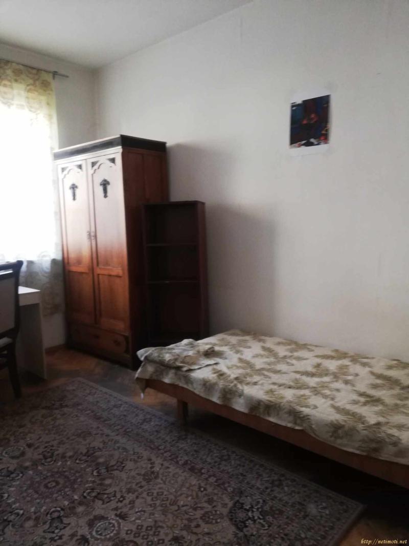 Снимка 1 на многостаен апартамент в Пловдив - Център в категория недвижими имоти дава под наем - 102 м2 на цена  281 EUR 