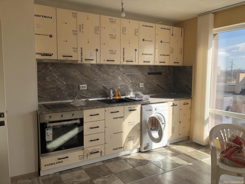 Снимка 0 на двустаен апартамент в Пловдив -  в категория недвижими имоти дава под наем - 67 м2 на цена  307 EUR 