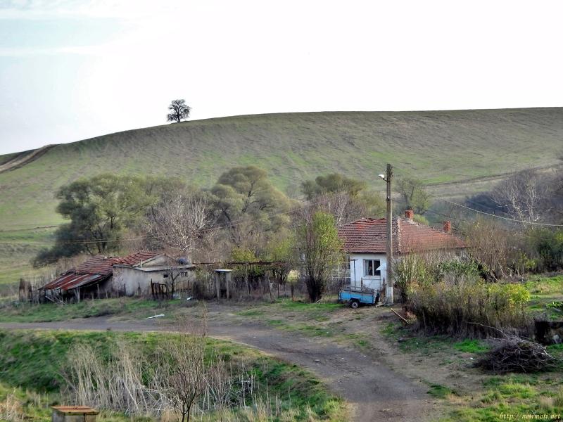 Снимка 1 на парцел в Бургас област - с.Присад в категория недвижими имоти продава - 1690 м2 на цена  16361 EUR 