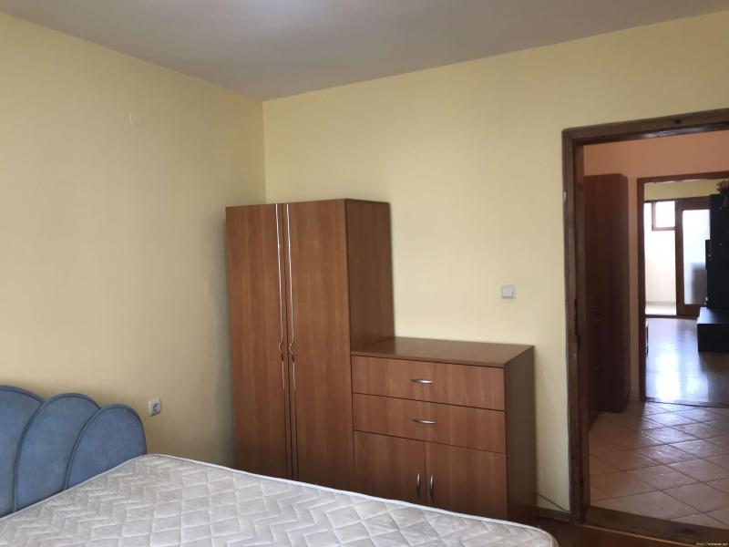 Снимка 7 на двустаен апартамент в Варна - Център в категория недвижими имоти дава под наем - 55 м2 на цена  225 EUR 