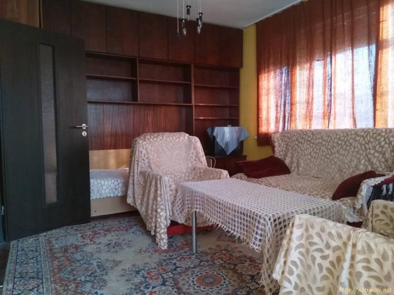 Оферта за недвижим имот с номер 19371: тристаен апартамент в Пловдив - Център в категория дава под наем - 86 м2 на цена 240 EUR - снимка номер 0 Снимка 0 на тристаен апартамент в Пловдив - Център в категория недвижими имоти дава под наем - 86 м2 на цена 240 EUR