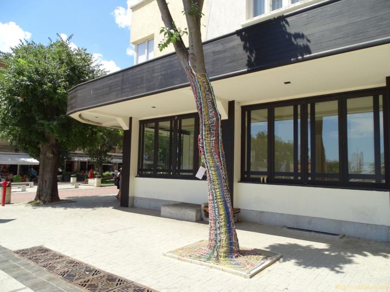 Снимка 4 на помещение в Варна - Център в категория недвижими имоти продава - 260 м2 на цена  0 EUR 