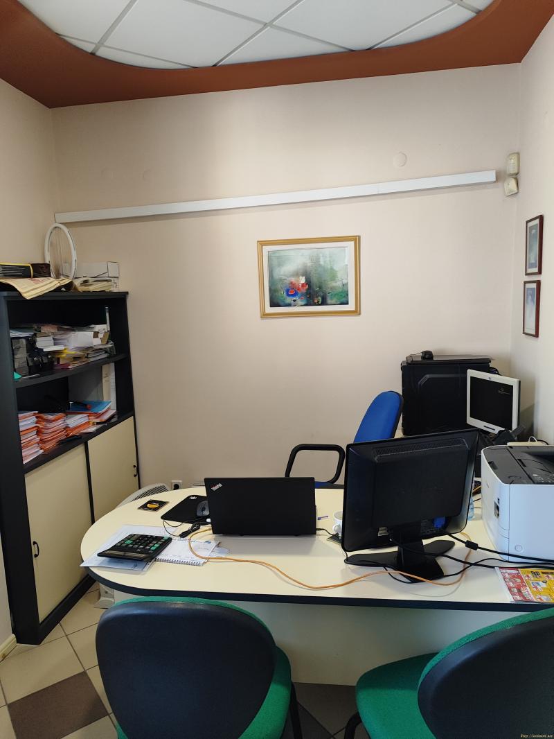 Снимка 1 на офис в Шумен - Център в категория недвижими имоти продава - 98 м2 на цена  130000 EUR 