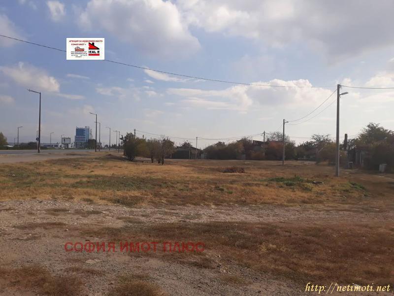 Оферта за недвижим имот с номер 19473: парцел в София - Левски в категория продава - 2253 м2 на цена 360000 EUR - снимка номер 2 Снимка 2 на парцел в София - Левски в категория недвижими имоти продава - 2253 м2 на цена 360000 EUR