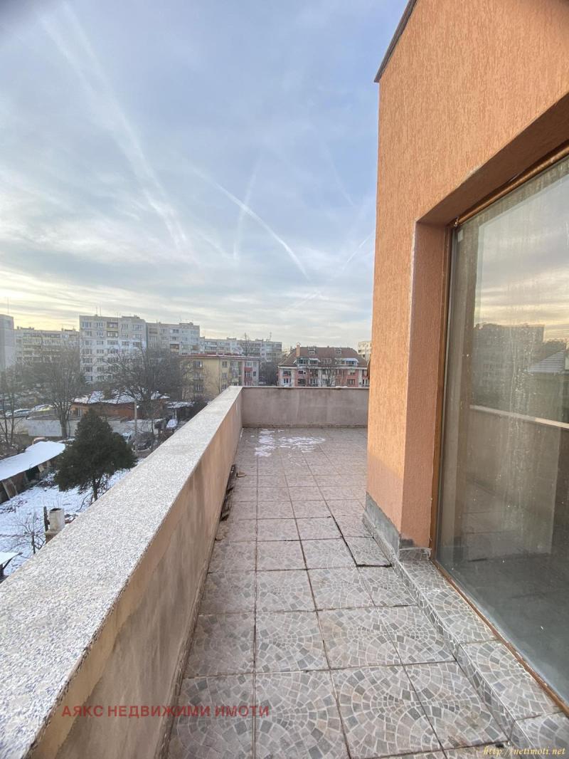 Оферта за недвижим имот с номер 20778: тристаен апартамент в София - Хаджи Димитър в категория продава - 148 м2 на цена 170000 EUR - снимка номер 3 Снимка 3 на тристаен апартамент в София - Хаджи Димитър в категория недвижими имоти продава - 148 м2 на цена 170000 EUR