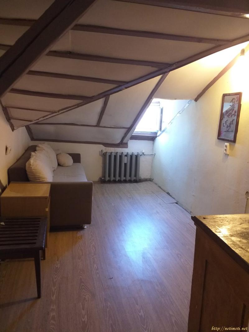 Оферта за недвижим имот с номер 19526: таван в София - Център в категория дава под наем - 12 м2 на цена 102 EUR - снимка номер 1 Снимка 1 на таван в София - Център в категория недвижими имоти дава под наем - 12 м2 на цена 102 EUR