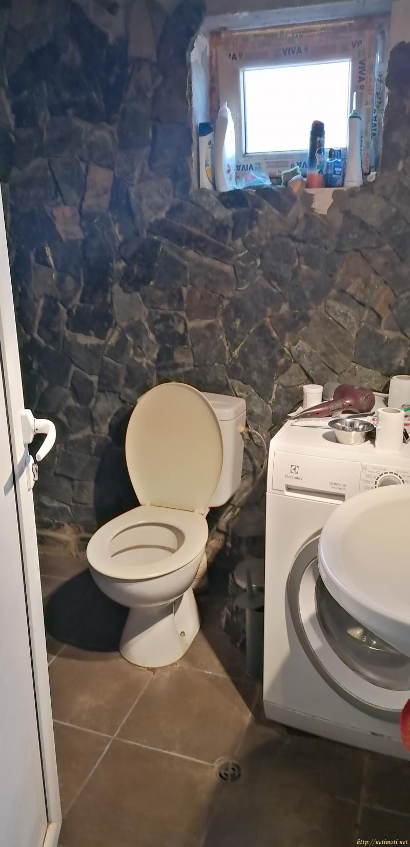 Снимка 8 на къща в Варна област - с.Осеново в категория недвижими имоти продава - 356 м2 на цена  155000 EUR 