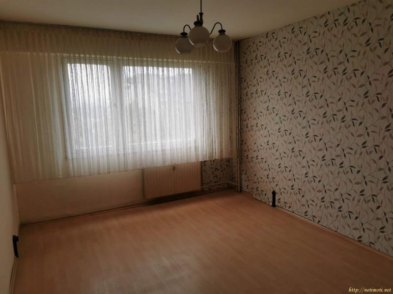 Снимка 3 на тристаен апартамент в София - Хаджи Димитър в категория недвижими имоти дава под наем - 85 м2 на цена  256 EUR 