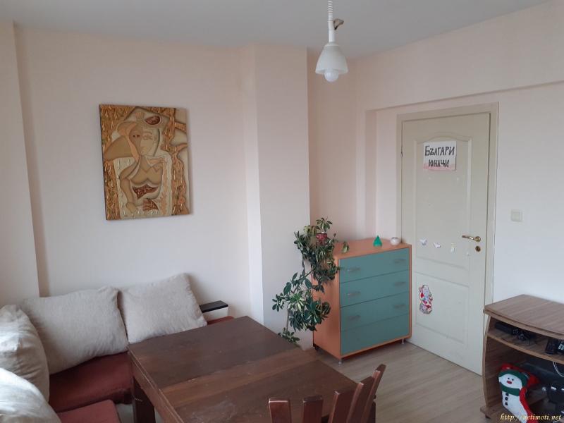 Снимка 1 на двустаен апартамент в Варна - Цветен в категория недвижими имоти дава под наем - 68 м2 на цена  256 EUR 