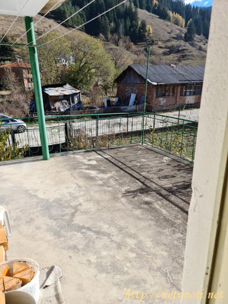 снимка на етаж в Смолян област 