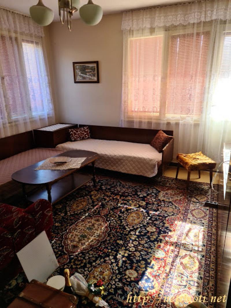 Снимка 2 на етаж в Смолян област -  в категория недвижими имоти продава - 350 м2 на цена  0 EUR 