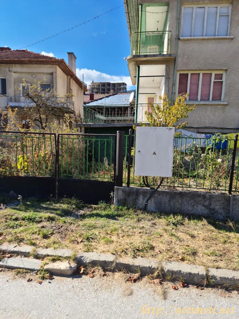 Снимка 7 на етаж в Смолян област -  в категория недвижими имоти продава - 350 м2 на цена  0 EUR 