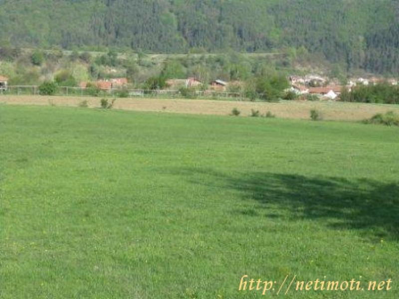 Снимка 3 на земеделска земя в София област - с.Радуил в категория недвижими имоти продава - 1542 м2 на цена  10 EUR 