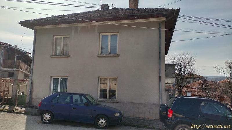 къща в Велико Търново област - гр.Елена - категория продава - 95 м2 на цена 2 812,00 EUR