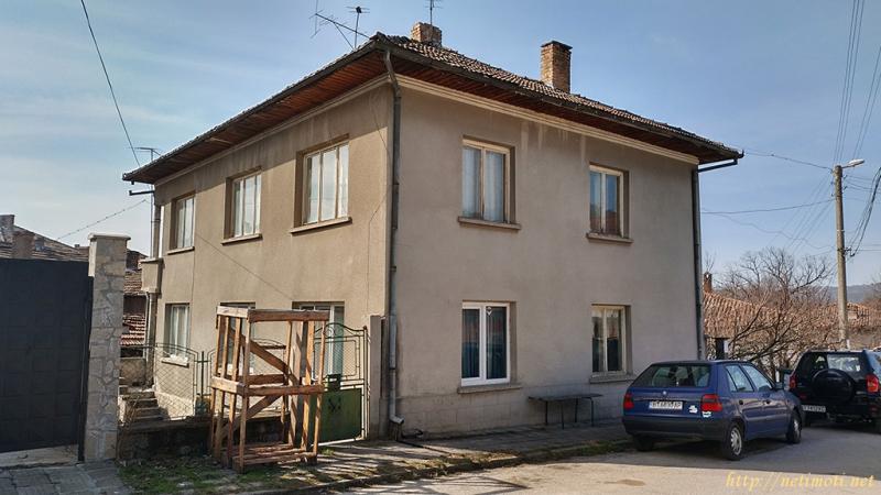 Снимка 1 на къща в Велико Търново област - гр.Елена в категория недвижими имоти продава - 95 м2 на цена  2812 EUR 