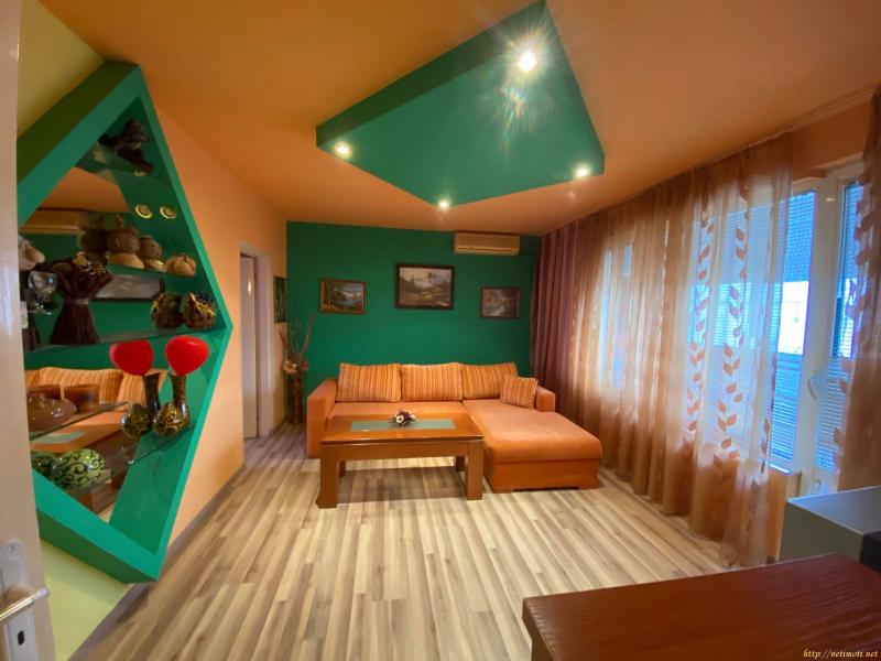Снимка 2 на тристаен апартамент в Пловдив - Тракия в категория недвижими имоти продава - 80 м2 на цена  78000 EUR 