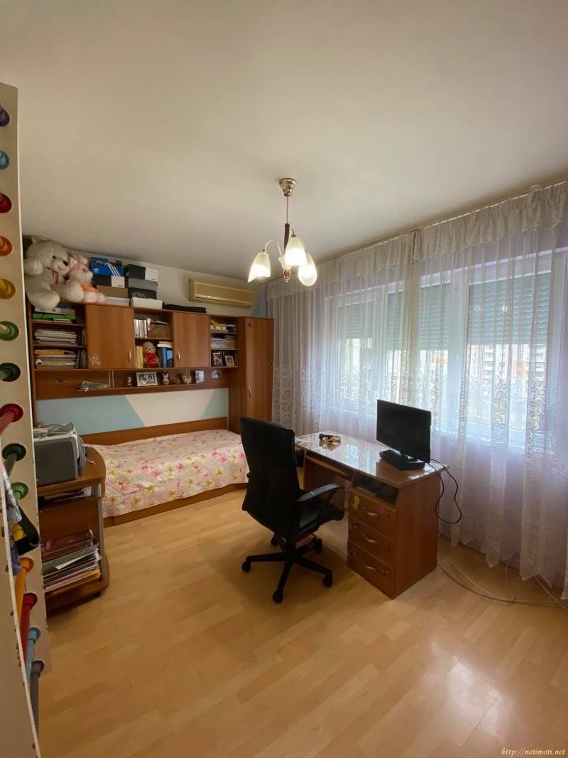 Снимка 6 на тристаен апартамент в Пловдив - Тракия в категория недвижими имоти продава - 80 м2 на цена  78000 EUR 