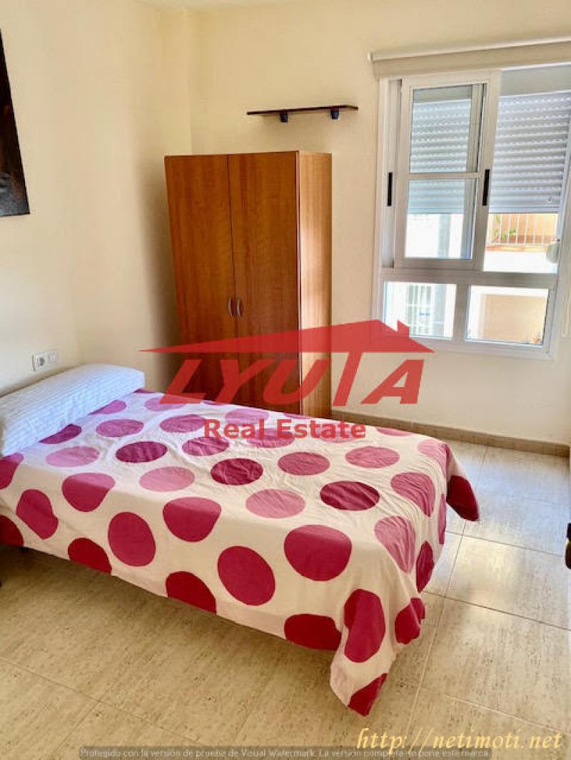 Снимка 5 на тристаен апартамент в София - Център в категория недвижими имоти продава - 93 м2 на цена  184000 EUR 