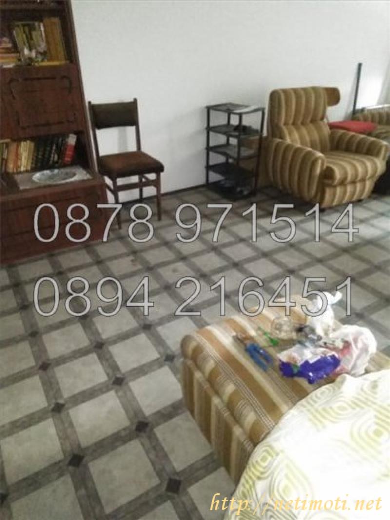 снимка на тристаен апартамент в Пловдив Център