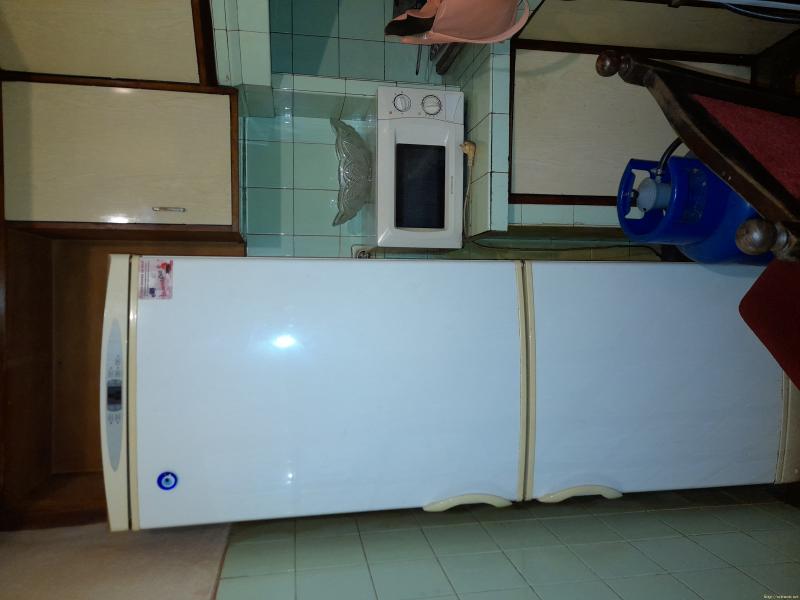 Снимка 8 на многостаен апартамент в Варна - Общината в категория недвижими имоти дава под наем - 105 м2 на цена  280 EUR 