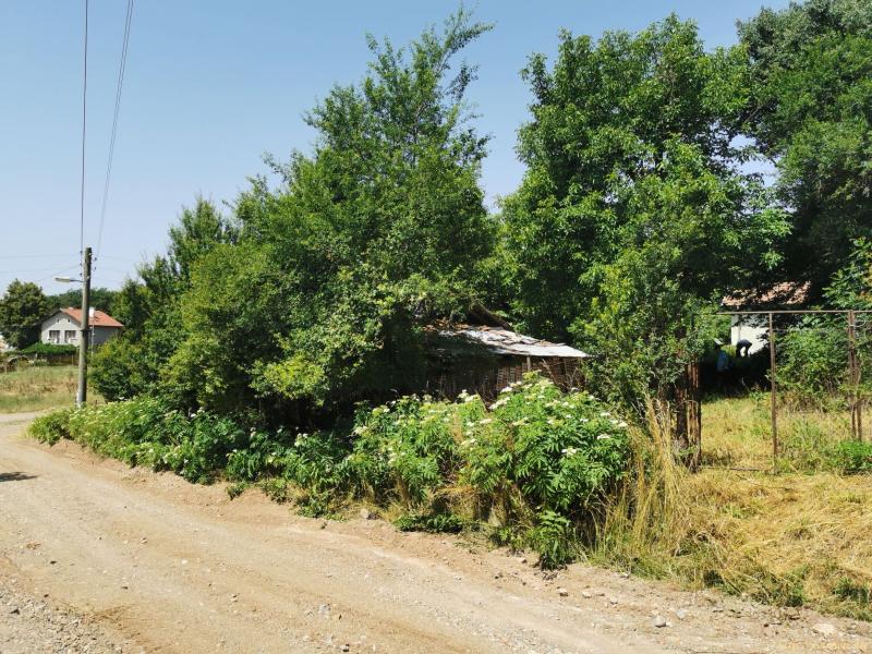 Снимка 1 на парцел в Перник област - с.Туроковци в категория недвижими имоти продава - 1150 м2 на цена  17895 EUR 