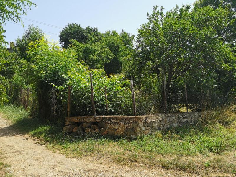 Снимка 5 на парцел в Перник област - с.Туроковци в категория недвижими имоти продава - 1150 м2 на цена  17895 EUR 