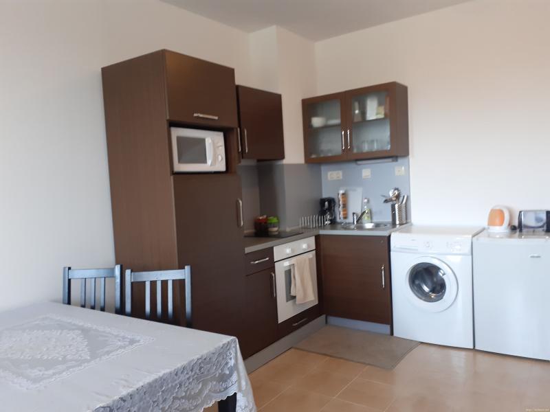 Снимка 4 на едностаен апартамент в Благоевград област - гр.Банско в категория недвижими имоти дава под наем - 65 м2 на цена  0 EUR 