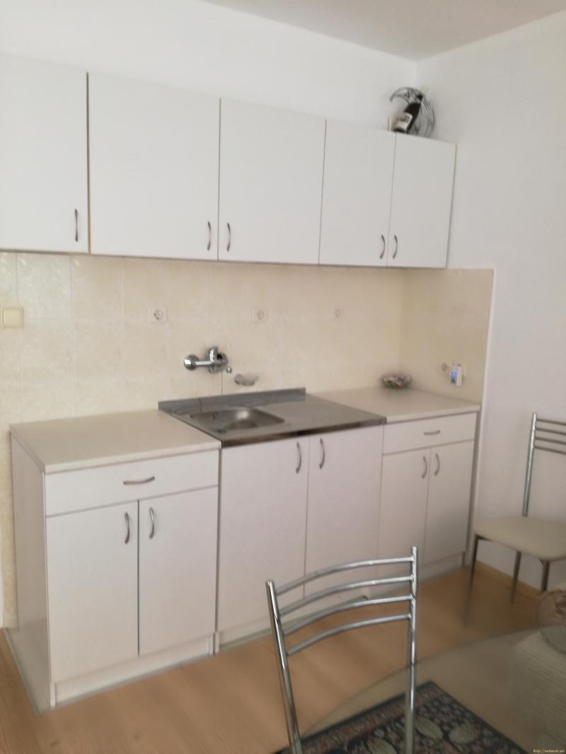 Оферта за недвижим имот с номер 20242: къща в София област - в категория продава - 380 м2 на цена 0 EUR - снимка номер 8 Снимка 8 на къща в София област - в категория недвижими имоти продава - 380 м2 на цена 0 EUR