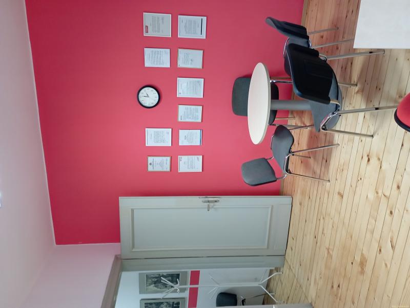 Оферта за недвижим имот с номер 20267: офис в София - Център в категория дава под наем - 17 м2 на цена 174 EUR - снимка номер 1 Снимка 1 на офис в София - Център в категория недвижими имоти дава под наем - 17 м2 на цена 174 EUR