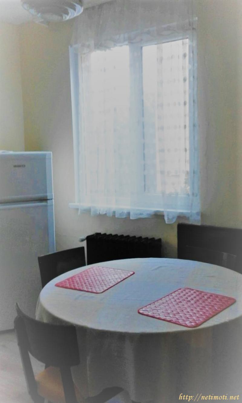 Снимка 4 на тристаен апартамент в София - Лозенец в категория недвижими имоти дава под наем - 86 м2 на цена  383 EUR 