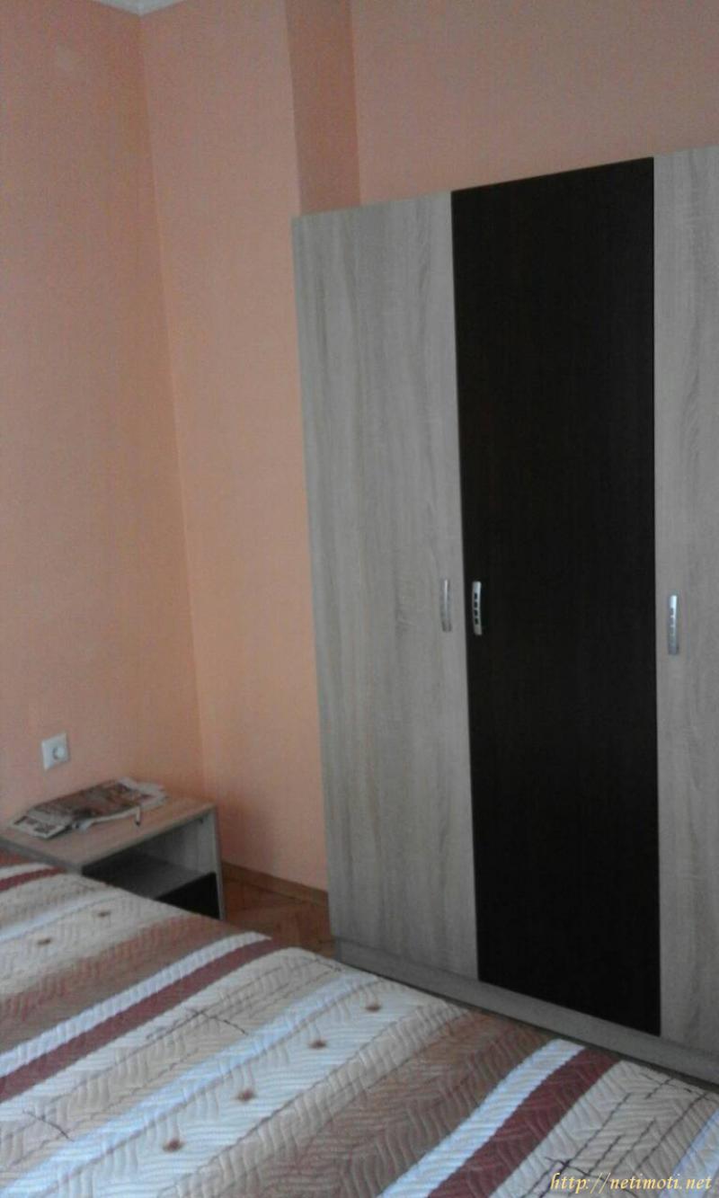 Снимка 5 на тристаен апартамент в София - Лозенец в категория недвижими имоти дава под наем - 86 м2 на цена  383 EUR 