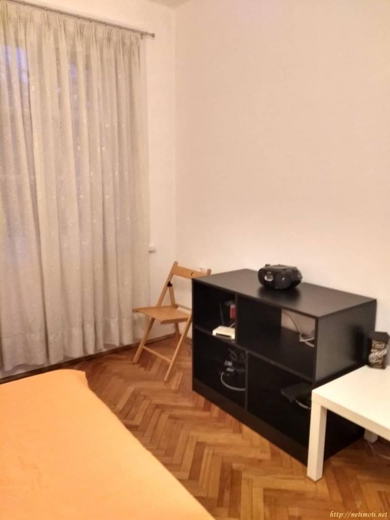 Снимка 3 на едностаен апартамент в София - Лозенец в категория недвижими имоти дава под наем - 40 м2 на цена  358 EUR 