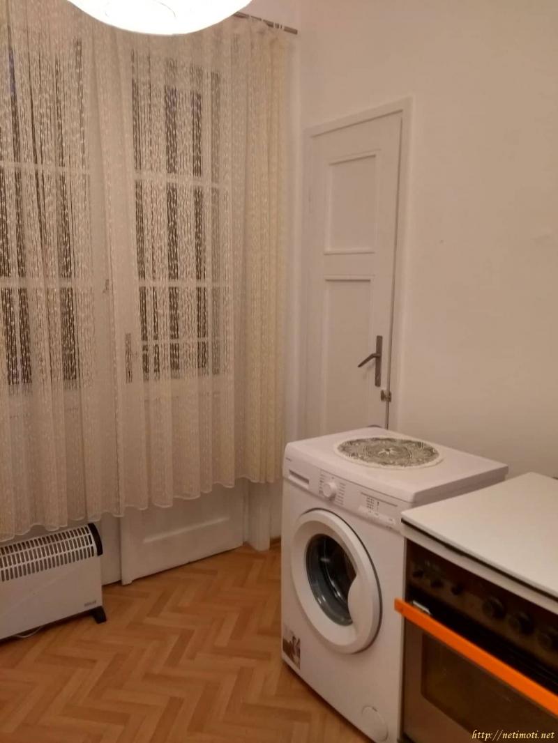 Снимка 4 на едностаен апартамент в София - Лозенец в категория недвижими имоти дава под наем - 40 м2 на цена  358 EUR 