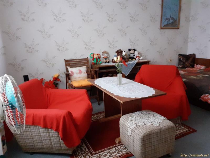 Снимка 7 на къща в Велико Търново област - с.Петковци в категория недвижими имоти продава - 200 м2 на цена  98000 EUR 
