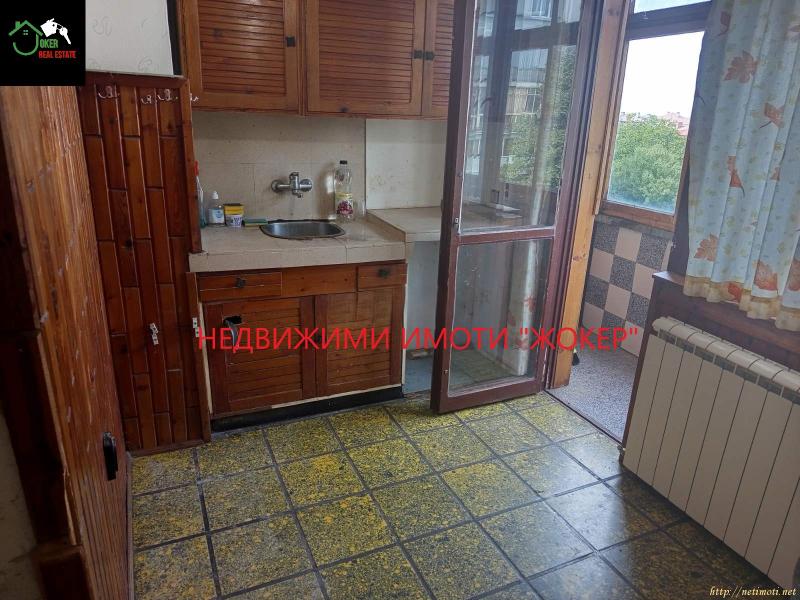 Снимка 5 на двустаен апартамент в Велико Търново област - гр.Свищов в категория недвижими имоти продава - 60 м2 на цена  39500 EUR 